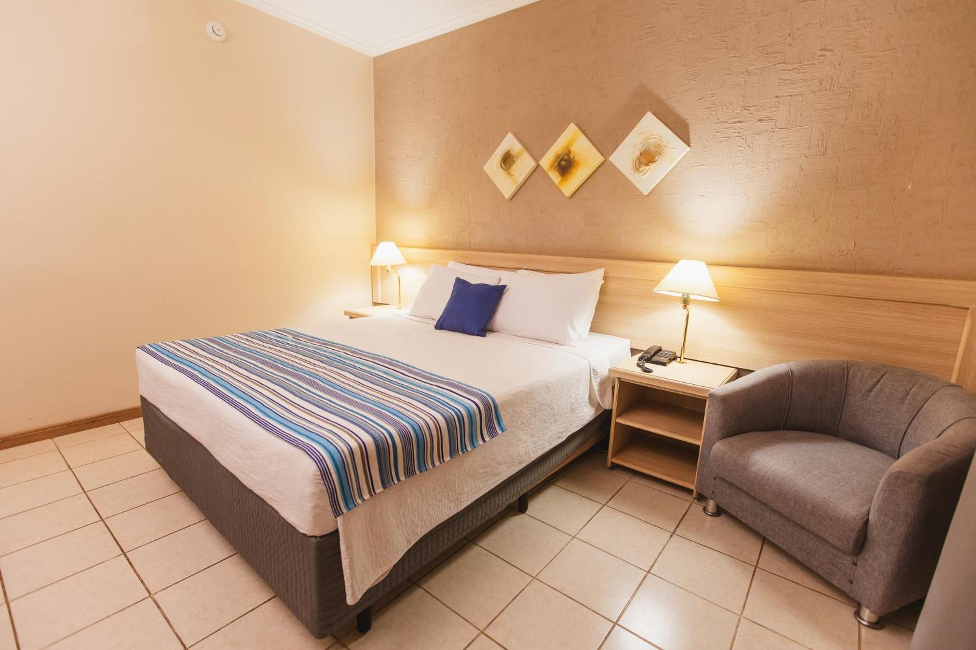 Hotel Golden Park Ribeirao Preto By Nacional Inn Exteriör bild