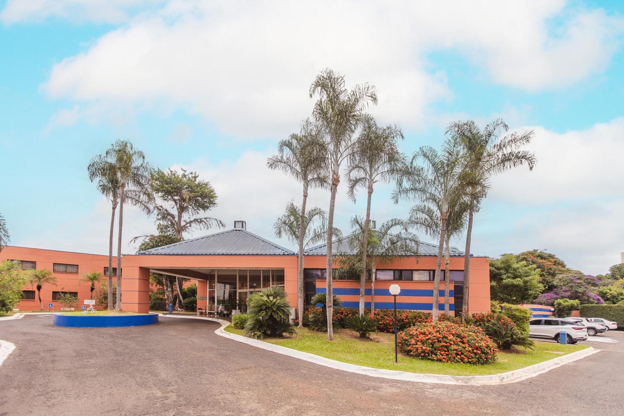 Hotel Golden Park Ribeirao Preto By Nacional Inn Exteriör bild